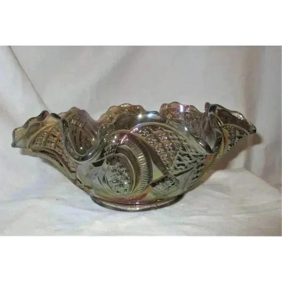Imperial Glass Smoke Diamond Ring Ruffled‎ Carnival Glass Bowl, - Picture 4 of 6